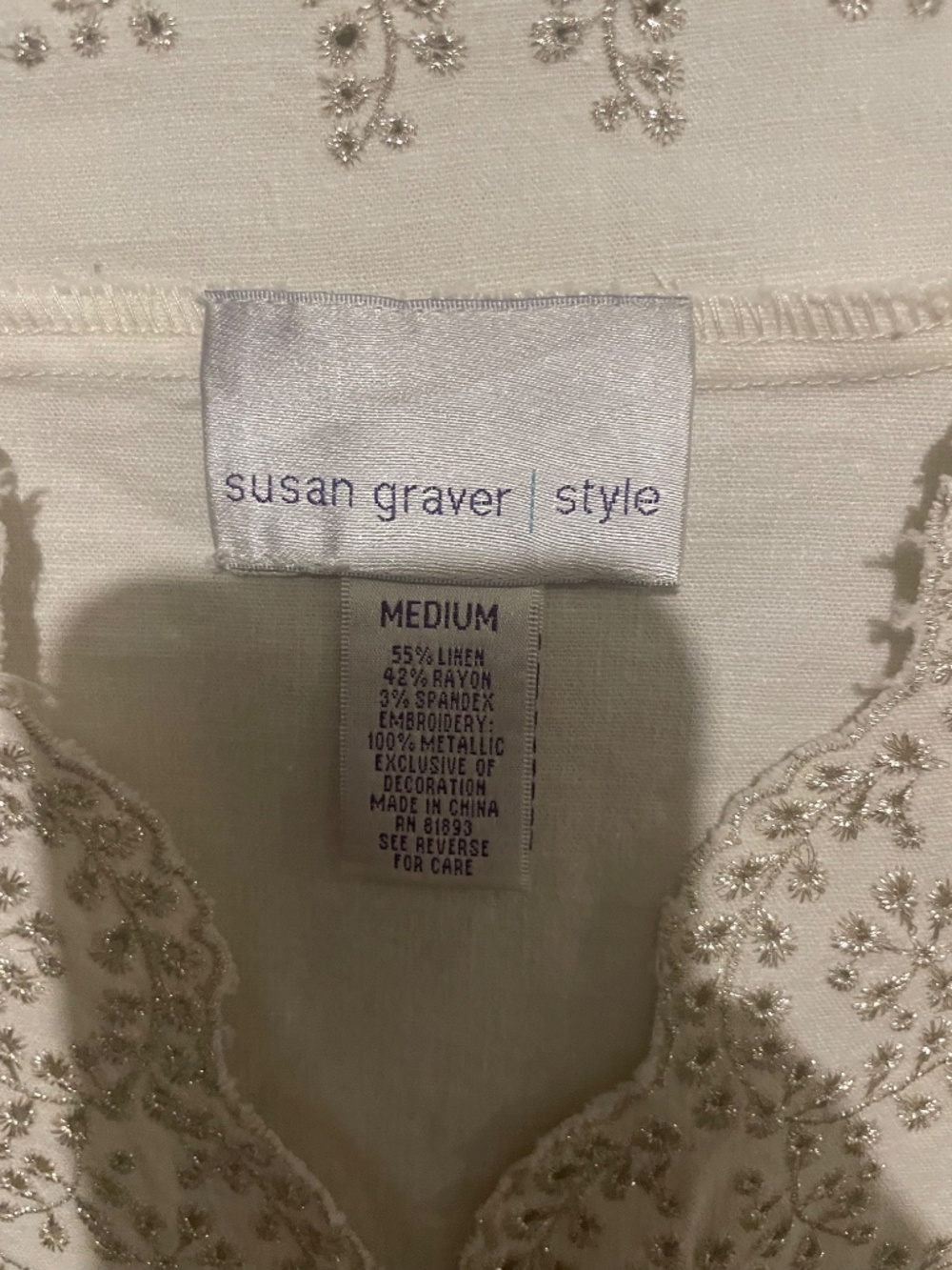 Susan Graver ivory women’s size medium embroidered sweater - Picture 3 of 3